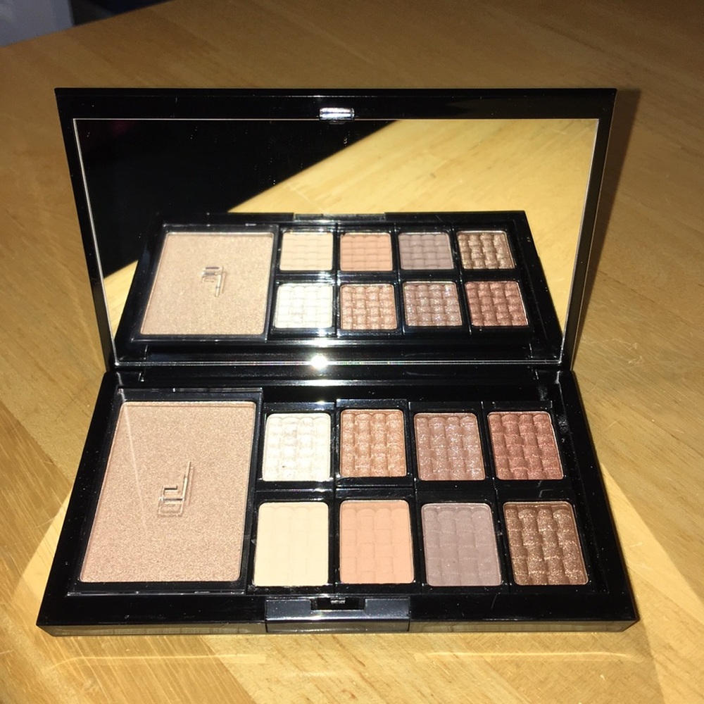 doucce freematic eyeshadow nude palette